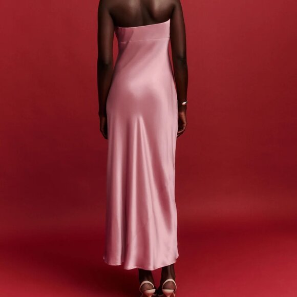 Reformation Joana 100% silk dress in Rose Petals - Picture 2 of 3